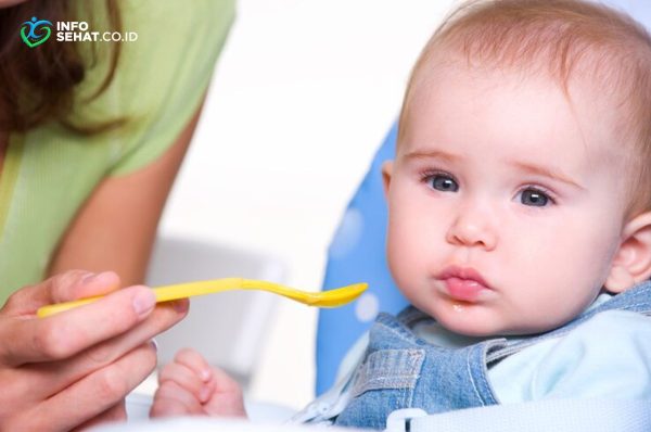 10 Cara Mengatasi Sembelit pada Bayi MPASI